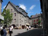 Besse la grand Place